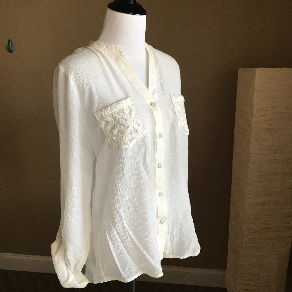 Blu Pepper Button Down Top With Lace - image 6